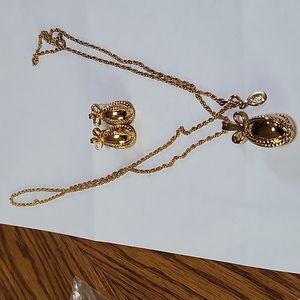 Joan Rivers Long Egg Necklace and Pierced Earrings